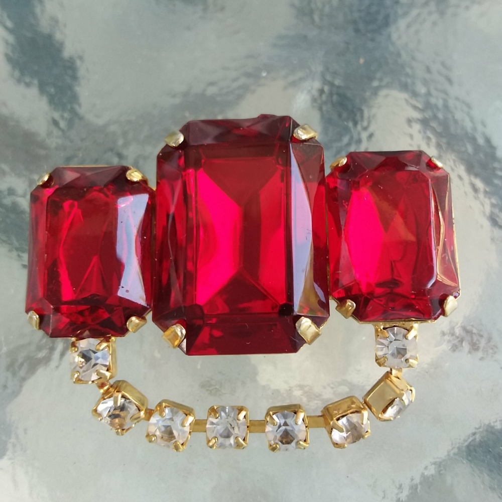 Vintage Brooch